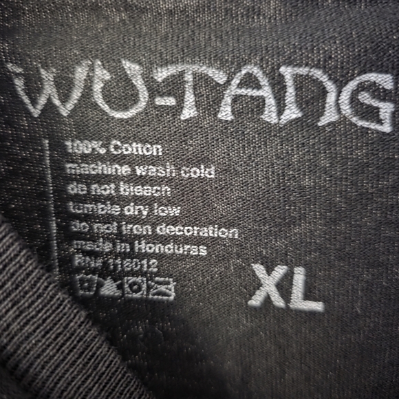 Hot Topic Black and Yellow Wu-Tang Clan Tee - Picture 3 of 7